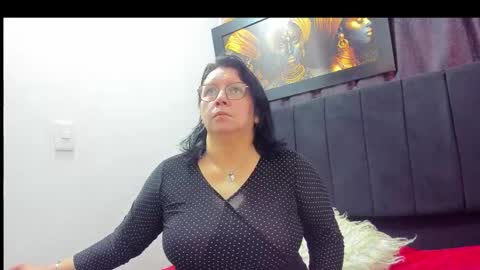 Eva online show from 09-30-25, 02:11