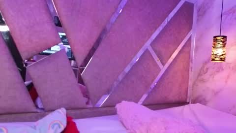 EvaBloom online show from 11-29-25, 09:51