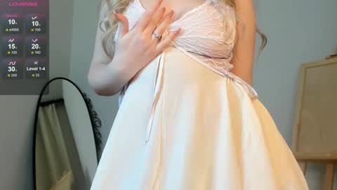 Eva  online show from 01-19-25, 05:48