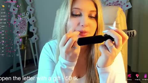 Eva  online show from 02-18-25, 02:49