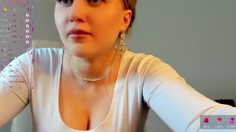 Eva  online show from 02-22-25, 05:34