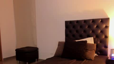 Snapshot of evacarters chatting on 05-15-26, 11:45 Jenny Carters online show from 05-15-26, 11:45