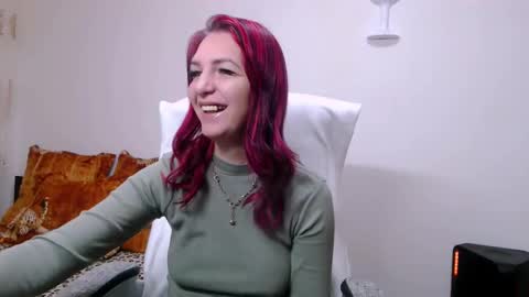 Snapshot of evadesireone chatting on 03-08-26, 07:56 EvadesireONE online show from 03-08-26, 07:56