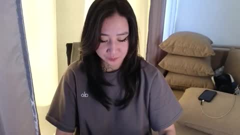 Eva online show from 10-15-25, 06:13