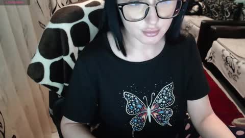 Snapshot of evadream1 chatting on 03-22-26, 03:48 EVADREAM online show from 03-22-26, 03:48