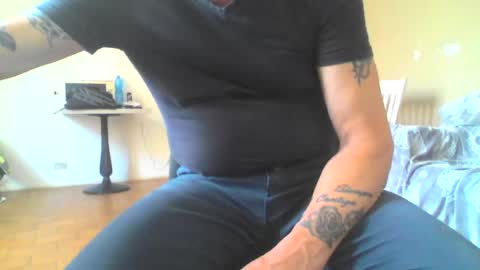 Snapshot of evaediabolik62 chatting on 06-16-26, 07:33 eva online show from 06-16-26, 07:33