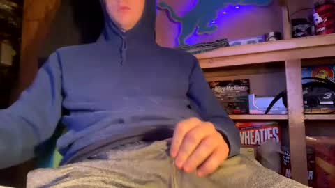 Snapshot of evageniex chatting on 11-19-25, 12:27 evageniex online show from 11-19-25, 12:27