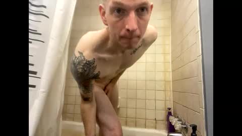 Snapshot of evageniex chatting on 11-23-25, 07:24 evageniex online show from 11-23-25, 07:24