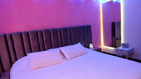 Snapshot of evagomez chatting on 01-15-25, 04:15 Eva Gomez online show from 01-15-25, 04:15