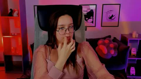 Eva online show from 03-05-26, 04:58