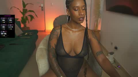 Snapshot of evajacksss_ chatting on 12-10-24, 09:22 evajacksss_ online show from 12-10-24, 09:22