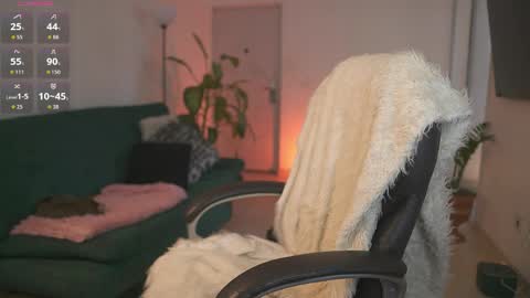 evajacksss_ online show from 04-06-26, 08:54