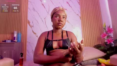 EvaJohnss online show from 12-03-25, 12:47