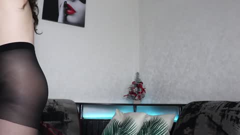 Snapshot of evalewis chatting on 12-29-24, 09:17 Eva online show from 12-29-24, 09:17