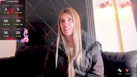 Snapshot of evaloviaa_ chatting on 11-17-25, 01:50 Eva online show from 11-17-25, 01:50