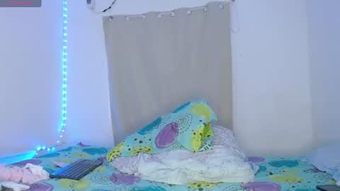 Snapshot of evaluna_horny_ chatting on 07-21-26, 09:28 evaluna horny online show from 07-21-26, 09:28