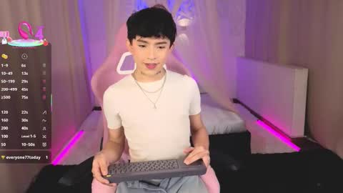 Evan online show from 09-24-25, 12:52