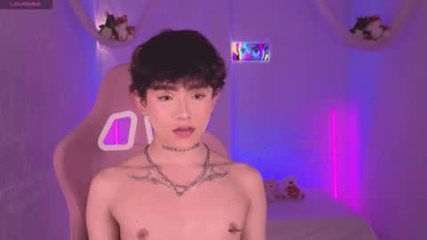 Evan online show from 11-05-25, 03:23