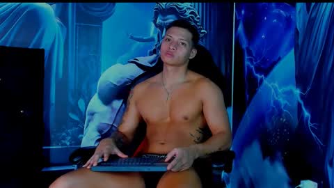 EVAN GREY online show from 12-01-24, 10:32