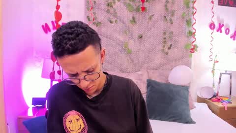 Evan Smitt online show from 02-17-25, 03:20