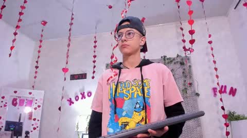 Evan Smitt online show from 02-20-25, 12:04