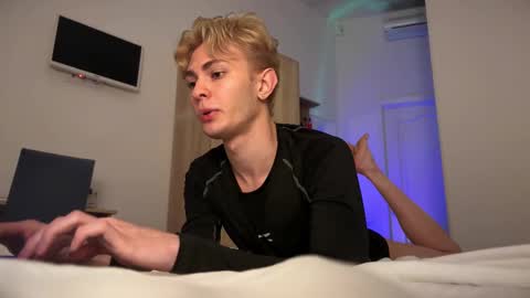 Evan online show from 01-13-26, 09:09