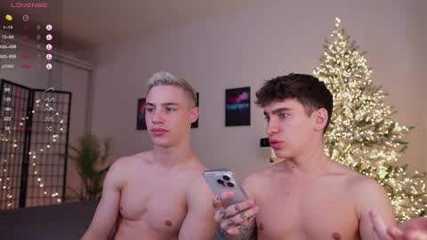 Snapshot of evan_white_ chatting on 12-31-24, 11:42 evan_white_ online show from 12-31-24, 11:42