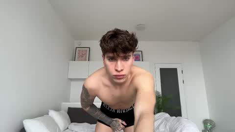 Snapshot of evan_white_ chatting on 03-18-26, 10:40 evan_white_ online show from 03-18-26, 10:40