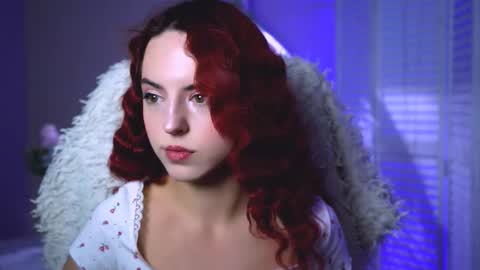 Eva  online show from 10-12-25, 12:15