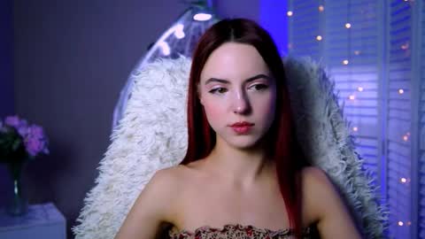 Eva  online show from 10-25-25, 01:40