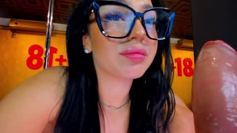 Snapshot of evanew_ chatting on 01-09-25, 11:45 Eva online show from 01-09-25, 11:45