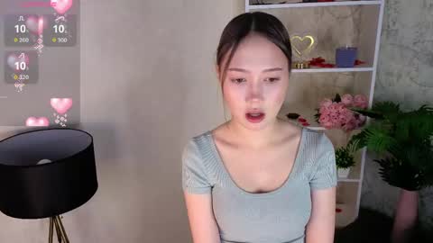 Snapshot of evangelinakovacevic chatting on 06-08-26, 04:07 Hello im Lia online show from 06-08-26, 04:07