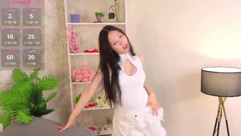 Hello im Lia online show from 06-28-26, 04:13
