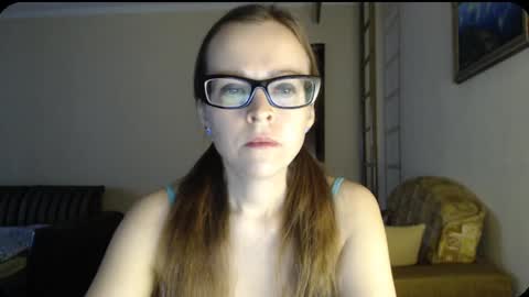 Snapshot of evangeline06 chatting on 12-03-24, 08:05 YourMistress online show from 12-03-24, 08:05