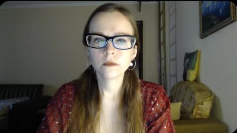 Snapshot of evangeline06 chatting on 12-13-24, 08:41 YourMistress online show from 12-13-24, 08:41