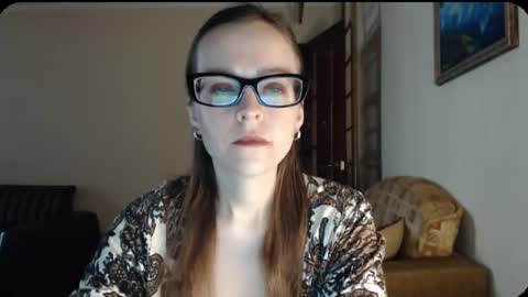 Snapshot of evangeline06 chatting on 01-22-25, 08:18 YourMistress online show from 01-22-25, 08:18