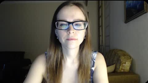Snapshot of evangeline06 chatting on 01-28-25, 08:25 YourMistress online show from 01-28-25, 08:25