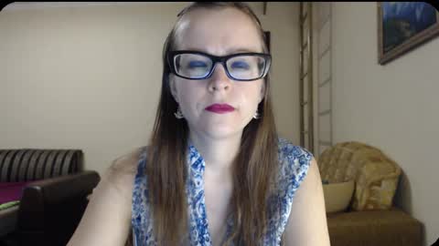 Snapshot of evangeline06 chatting on 02-03-25, 08:13 YourMistress online show from 02-03-25, 08:13