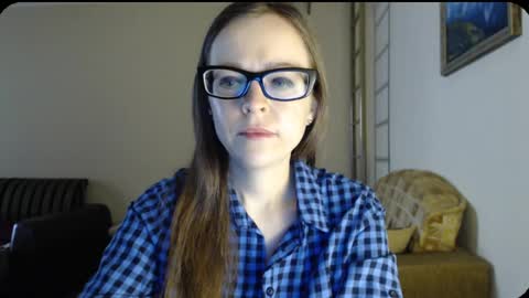 Snapshot of evangeline06 chatting on 02-17-25, 08:09 YourMistress online show from 02-17-25, 08:09