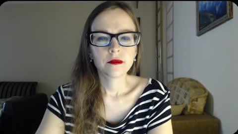 Snapshot of evangeline06 chatting on 02-18-25, 08:38 YourMistress online show from 02-18-25, 08:38