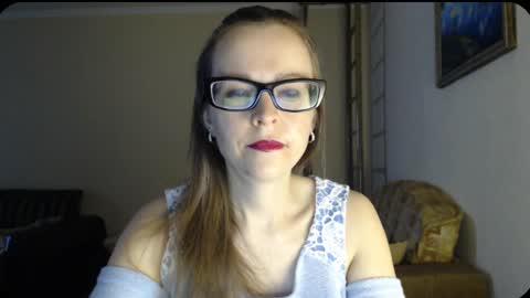 Snapshot of evangeline06 chatting on 02-20-25, 08:06 YourMistress online show from 02-20-25, 08:06