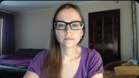 Snapshot of evangeline06 chatting on 02-26-25, 08:04 YourMistress online show from 02-26-25, 08:04