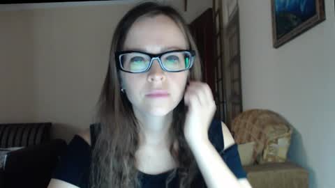 Snapshot of evangeline06 chatting on 09-22-25, 08:49 YourMistress online show from 09-22-25, 08:49