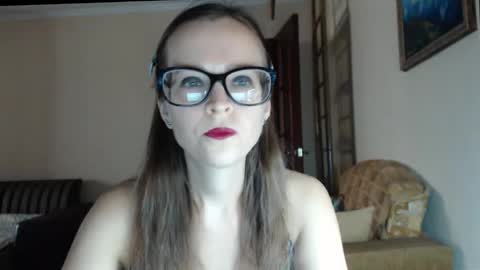 Snapshot of evangeline06 chatting on 09-23-25, 08:50 YourMistress online show from 09-23-25, 08:50