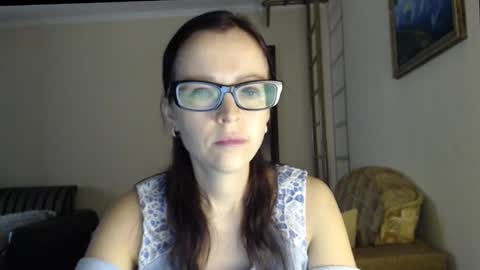 Snapshot of evangeline06 chatting on 10-09-25, 08:56 YourMistress online show from 10-09-25, 08:56