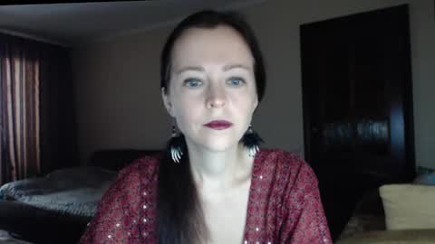 Snapshot of evangeline06 chatting on 10-31-25, 09:10 YourMistress online show from 10-31-25, 09:10