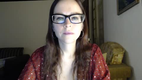 Snapshot of evangeline06 chatting on 11-03-25, 09:10 YourMistress online show from 11-03-25, 09:10