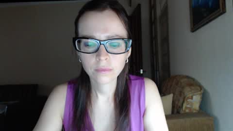 Snapshot of evangeline06 chatting on 11-06-25, 08:59 YourMistress online show from 11-06-25, 08:59