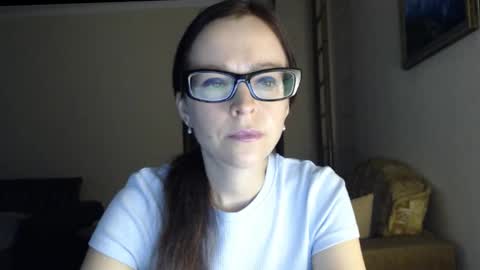 Snapshot of evangeline06 chatting on 12-01-25, 09:14 YourMistress online show from 12-01-25, 09:14