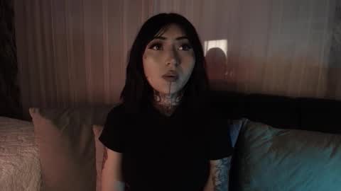 Eva online show from 11-28-25, 11:07